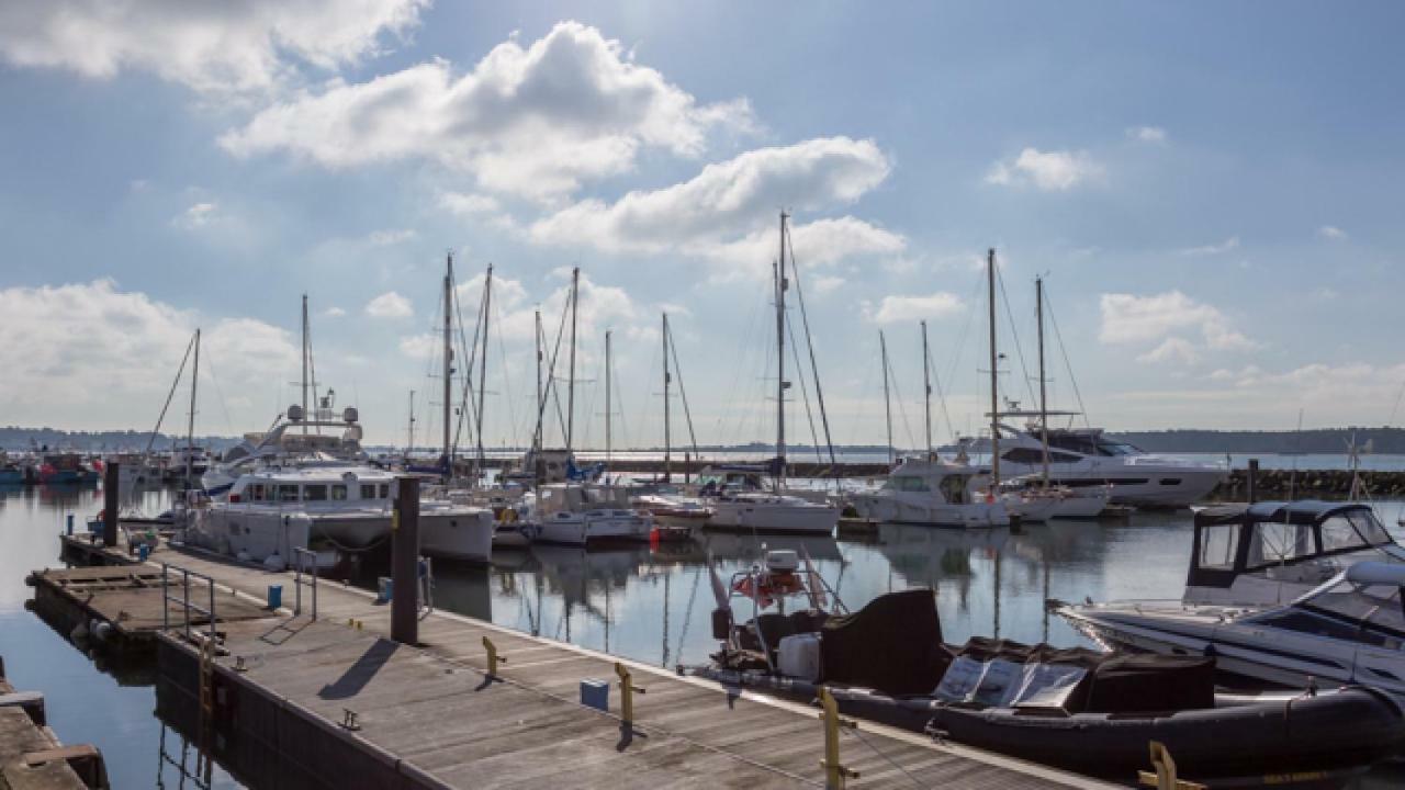 Vila Crow'S Nest Poole Exteriér fotografie